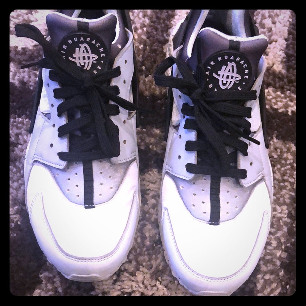 Nike air huarache sneakers
